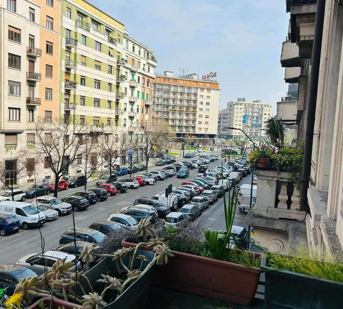 Easy Room Italy Grand Apartments Milán