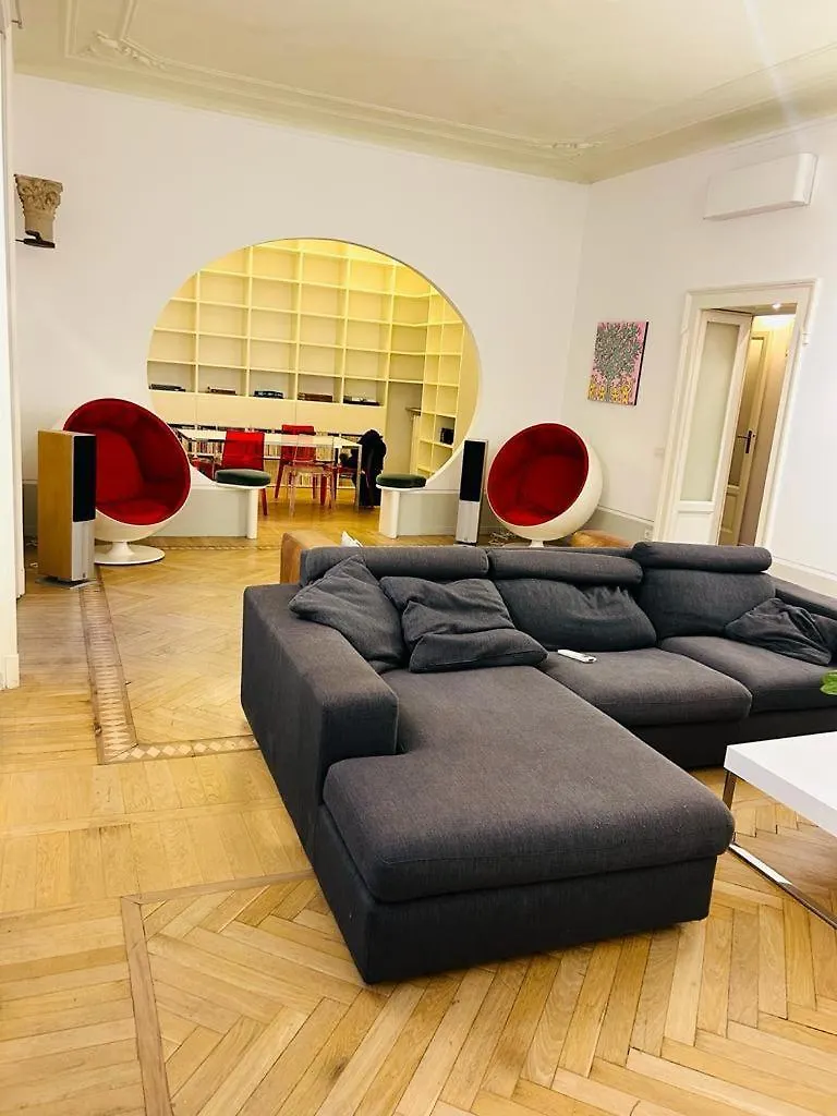 Easy Room Italy Grand Apartments Milán 0*,  Itálie